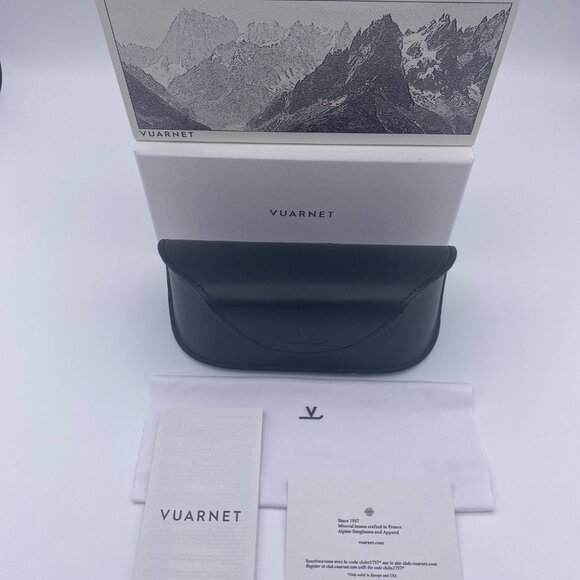 Vuarnet Sunglasses Case Set,Black Hard Leather,Belt Clip,Boxed,Cloth,Auth Card - Picture 2 of 10